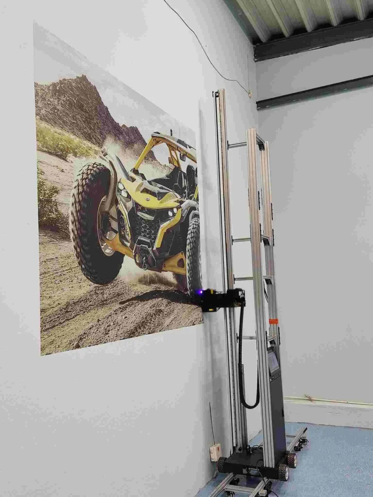 Nowe usługi dla firm remontowo budowlanych z drukarką ścienną - rozszerzenie oferty o innowacyjny druk UV zwiększający zyski